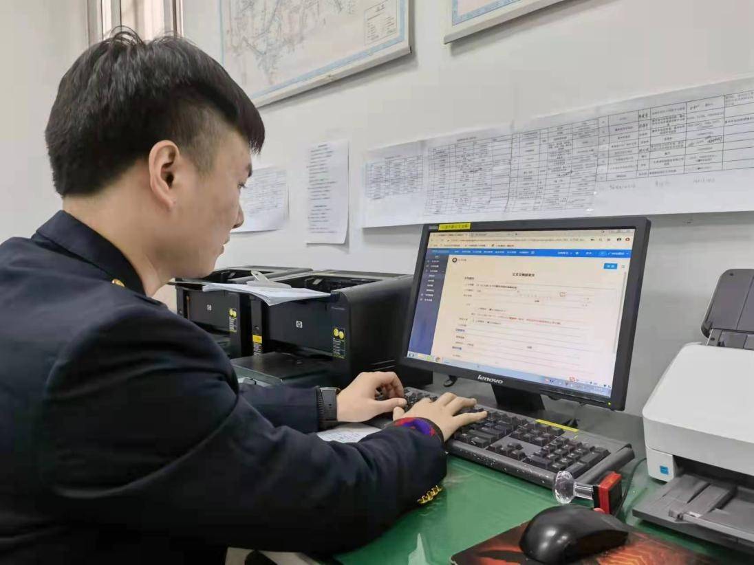 满级电报员-老电报员是什么梗