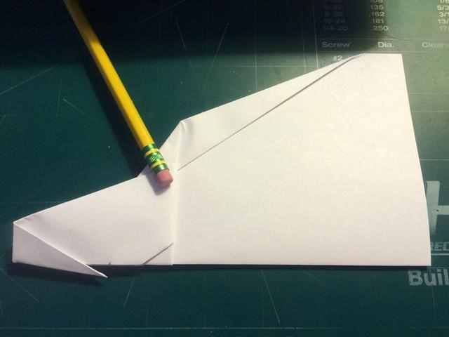 纸飞机怎么保存图片-纸飞机表情包如何保存