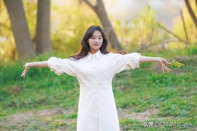 韩国女星Younha官宣结婚的简单介绍