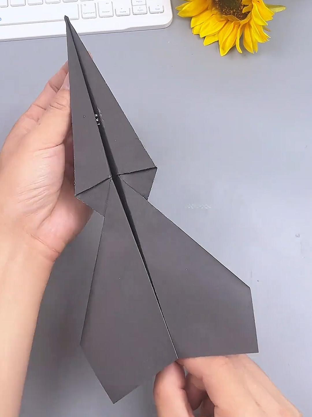 纸飞机保存视频相册没有-纸飞机怎么突然看不见导航群了